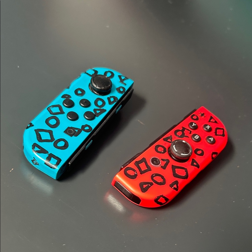 Custom Nintendo Blue and Red Patterned Controller - Picture 3 of 7